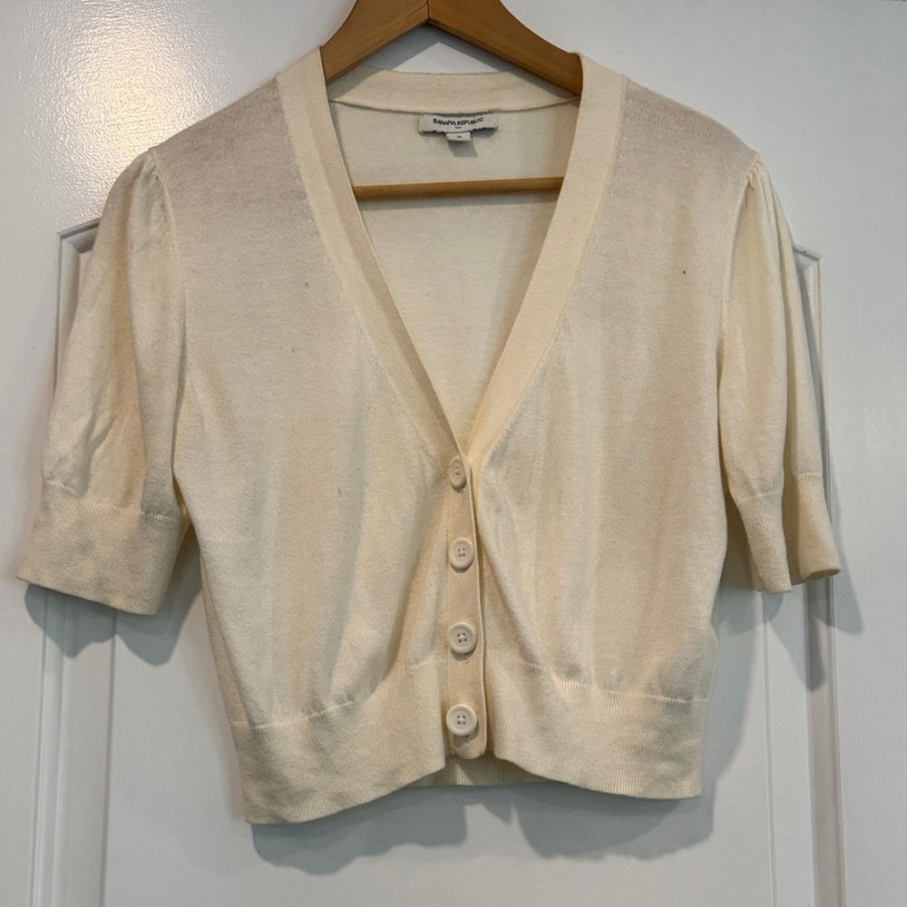 Banana Republic Ivory Short Sleeve Cardigan Size Medium